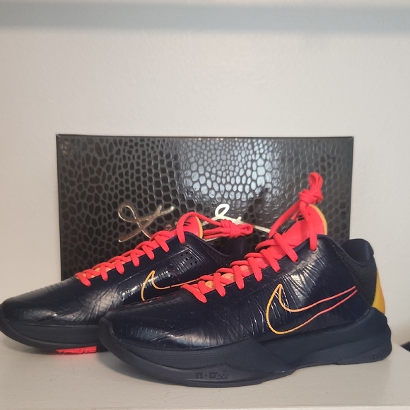 Nike Kobe 5 Protro Caitlin Clark Indiana Fever Shoes
